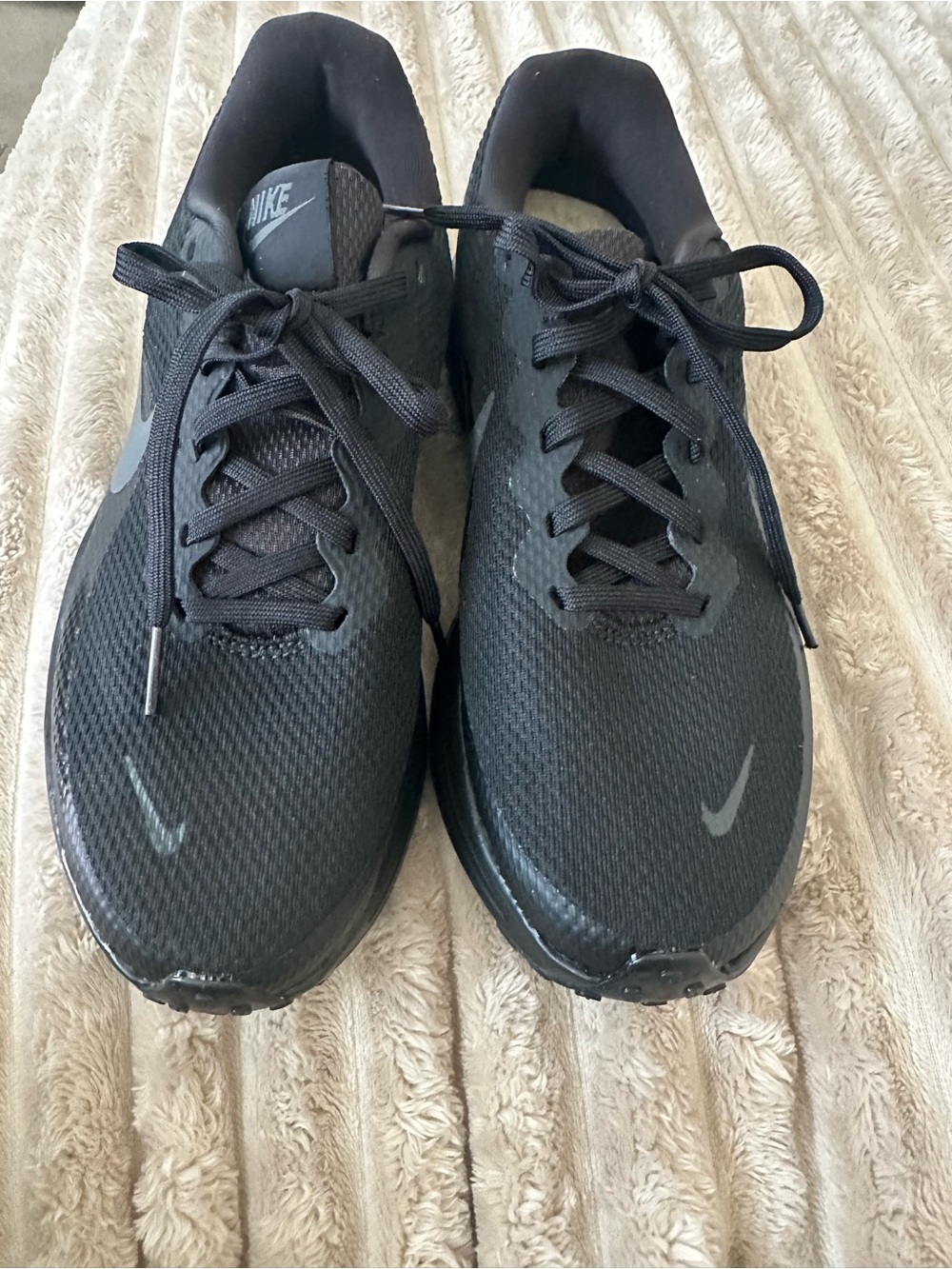 Nike Women’s Size 10 Black Running Shoes - Lightweight Performance